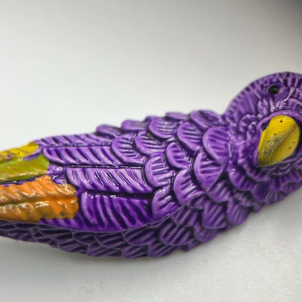 Vintage Purple & Yellow Enamel Classic Fashion Bird Parrot Figural Brooch Pin‎